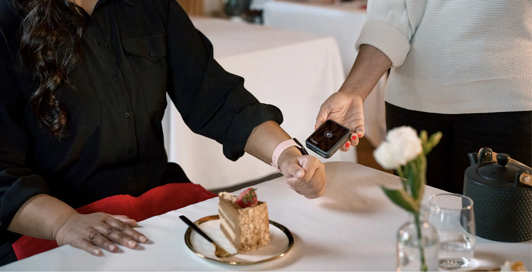 tap to pay at food and beverage operation